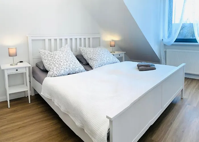 アパートホテル Ferienapartments Querleben ミロー